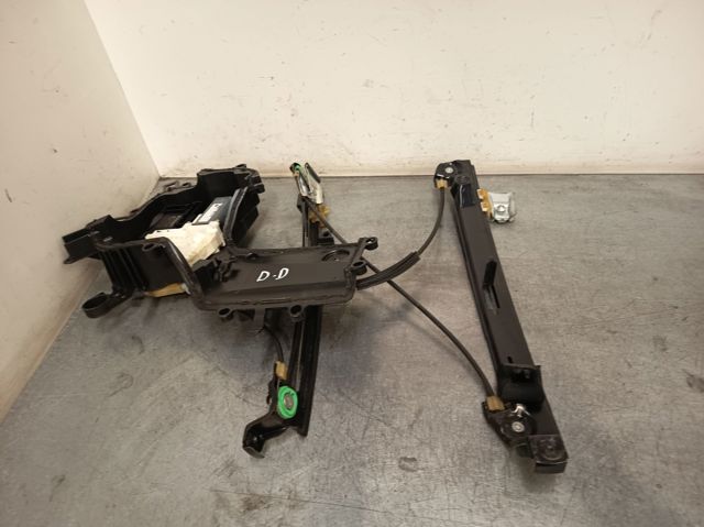 VAG 1P0867436 Motor del elevalunas de la puerta delantera derecha  comprar en Murcia
