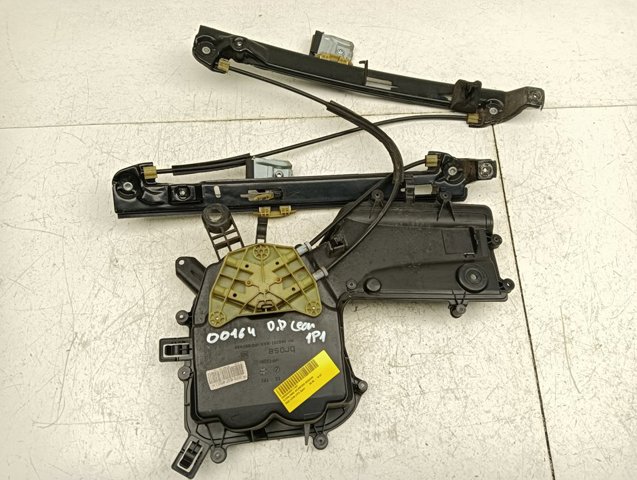 1P0867436 Motor del elevalunas de la puerta delantera derecha  disponible Burgos