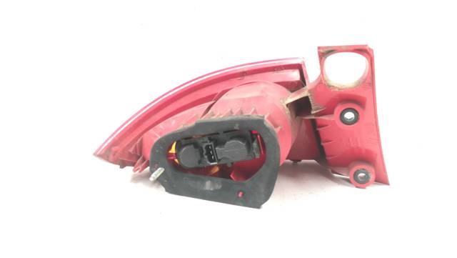 1P0945096F VAG Piloto trasero exterior derecho  disponible Ourense
