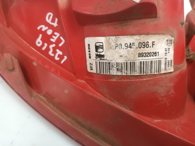 1P0945096F VAG Piloto trasero exterior derecho comprar Bilbao