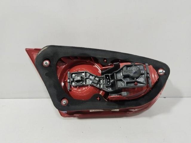 VAG 1P0945108F Piloto trasero interior derecho  en stock Salamanca