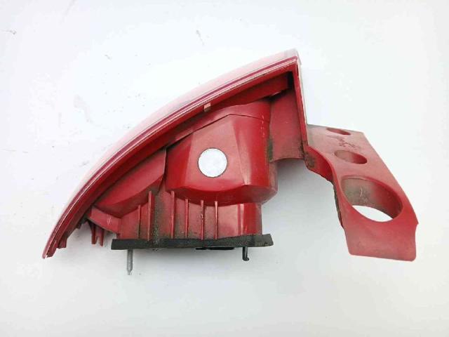 1P0945112C Piloto trasero exterior derecho  en stock Granada