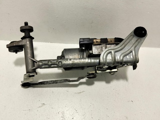 VAG 1P0955120A Motor limpiaparabrisas  en stock Salamanca