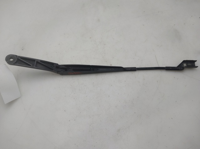 Comprar Brazo del limpiaparabrisas, luna delantera Golf V 1K5