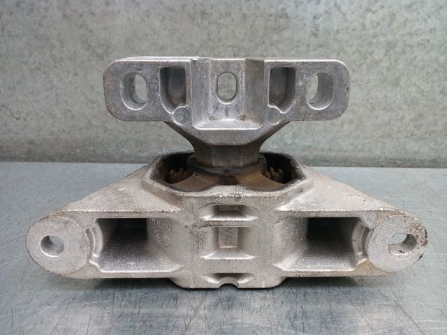 Soporte de motor derecho 1S0199262 VAG