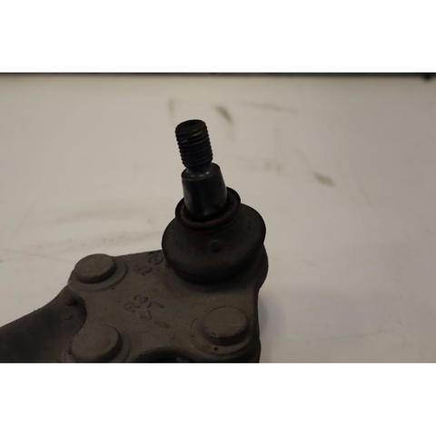 VAG 1S0407151 Brazo inferior izquierdo de la suspensión delantera  en stock Valencia