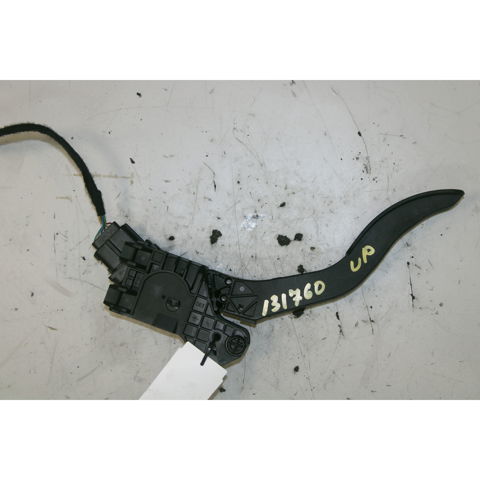 1S1721503A Pedal del acelerador  en stock Granada