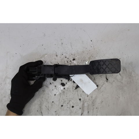 1S1721503A Pedal del acelerador  en stock Sabadell