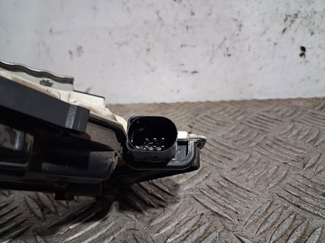 1S4839016C VAG Cerradura de la puerta trasera derecha  disponible Vigo