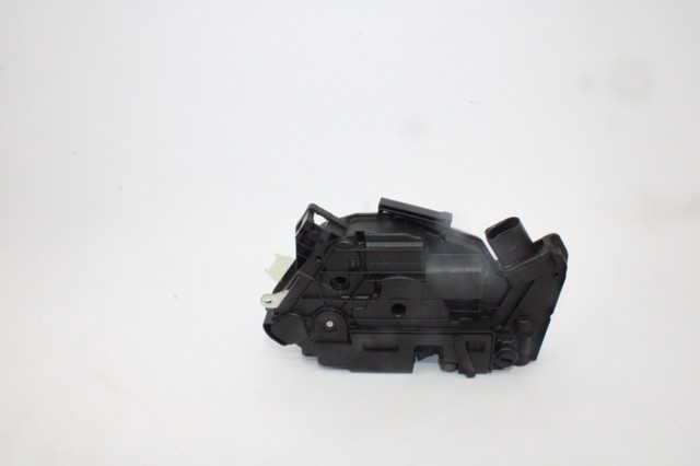 1S4839016C VAG Cerradura de la puerta trasera derecha  en stock Huelva