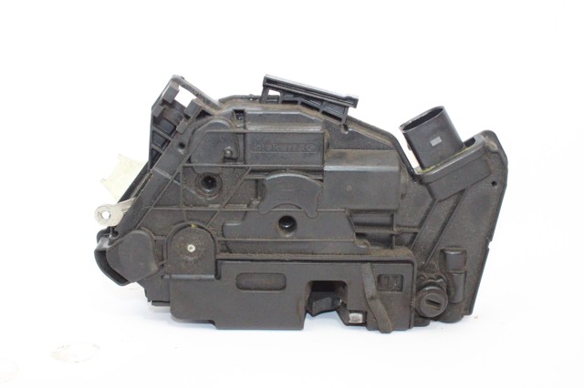 1S4839016C Cerradura de la puerta trasera derecha  en stock Sabadell