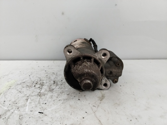 1S4U11000AA Motor de arranque  disponible Utrera