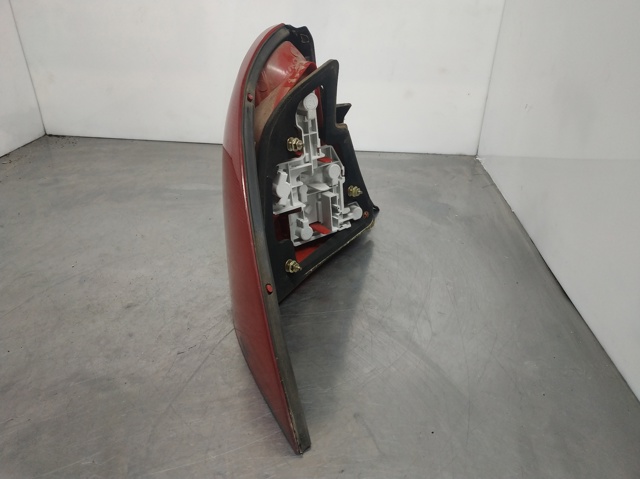 1S7113404A FORD Piloto trasero derecho  comprar en Jaén