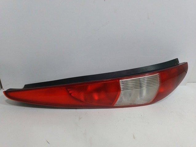 FORD 1S7113405C Piloto trasero izquierdo  comprar en Albacete
