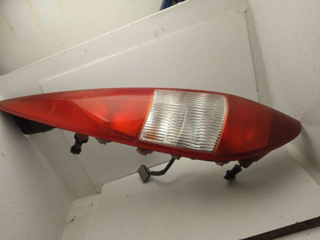 FORD 1S7113405C Piloto trasero izquierdo comprar Barcelona