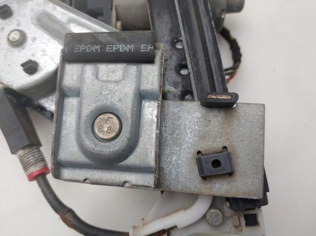 1S71F23200BS Mecanismo de elevalunas delantero derecha comprar Girona