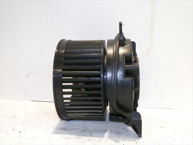 FORD 1S7H18456AC Motor del ventilador del calefactor  comprar en Murcia