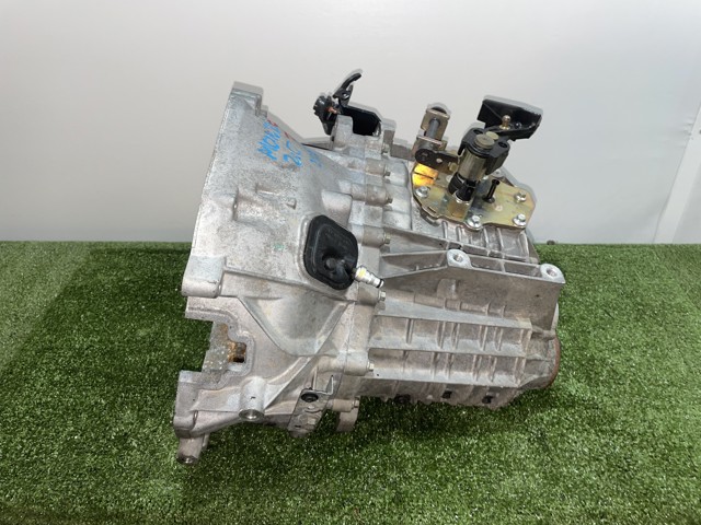 1S7R7002AD Ford