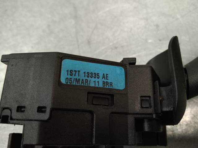 1S7T13335AE Conmutador izquierdo de la columna de dirección  disponible Málaga