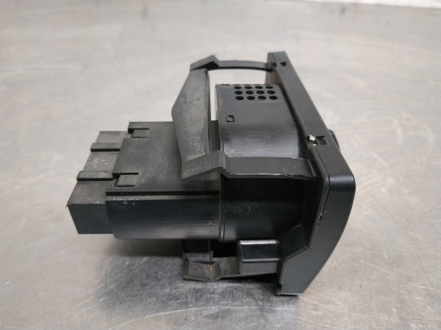1S7T13A024BB Ford