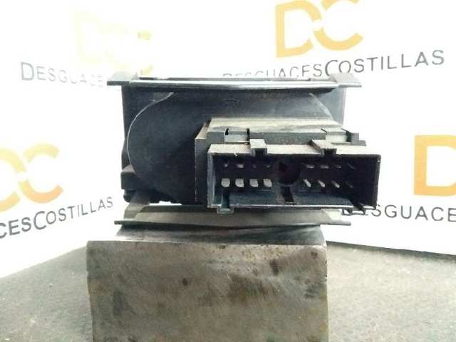 1S7T13A024BB Interruptor de luces en el tablero  disponible Málaga