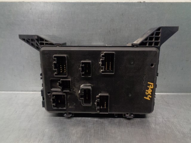 1S7T14A073AE Caja de fusibles trasera interior  comprar en Zaragoza
