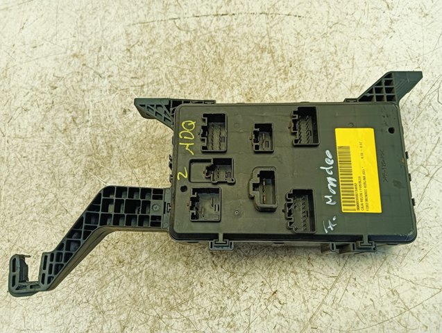 1S7T14A073AE Caja de fusibles trasera interior  en stock Granada