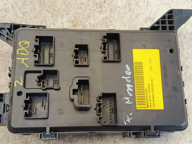 1S7T14A073AE Caja de fusibles trasera interior  comprar en Reus