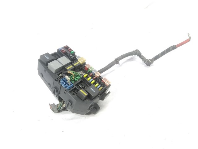 Comprar Caja de fusibles Ford Mondeo III B4Y a bajo precio