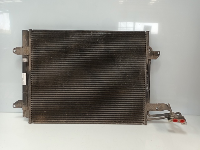 Condensador / radiador  aire acondicionado para volkswagen caddy iii furgón 1.9 tdi bsu 1T0820191A