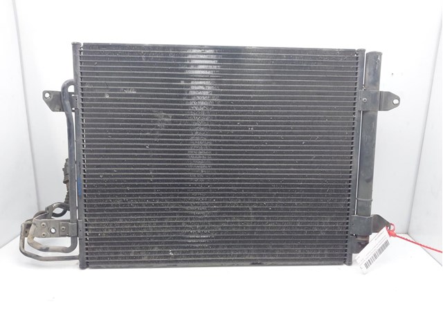 Condensador / radiador  aire acondicionado para volkswagen touran 2.0 tdi bkd 1T0820411B