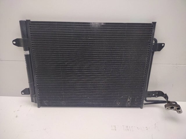 Condensador / radiador  aire acondicionado para volkswagen touran (1t2) 1T0820411E