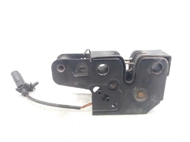 1T0823509C Cerradura de capó comprar Sevilla