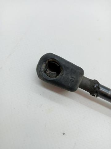 1T0827550C VAG Amortiguador de la tapa del maletero  disponible Ourense