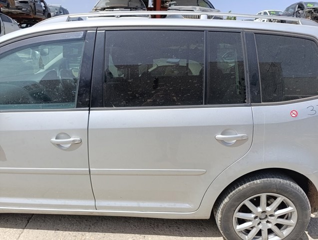 1T0833055S VAG Puerta trasera izquierda  comprar en Lleida