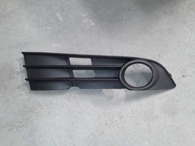 Rejilla derecha del parachoques delantero 1T0853666K VAG