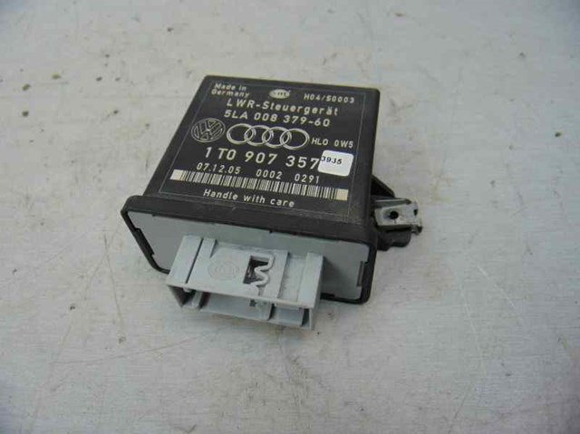1T0907357 Módulo de control de iluminación adaptativa (ECU) comprar Almería