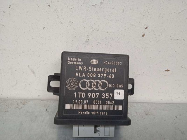 1T0907357 Módulo de control de iluminación adaptativa (ECU)  comprar en Pontevedra