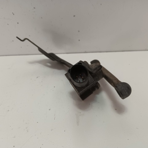 1T0907503A VAG Sensor de nivel de carrocería trasero  comprar en Oviedo
