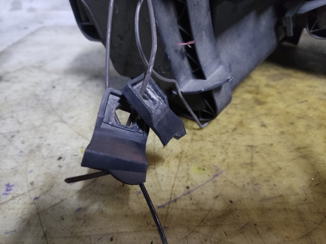 Faro izquierdo Volkswagen Caddy 3 2KB, 2KJ, 2CB, 2CJ