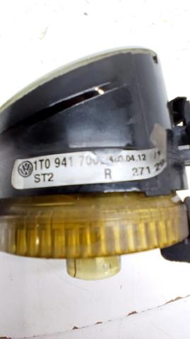 1T0941700H Faro antiniebla derecho  disponible Utrera