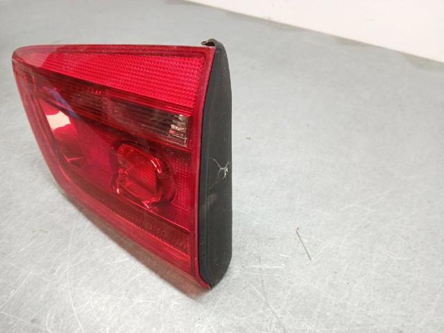 1T0945093 Piloto trasero interior izquierdo  comprar en Pontevedra