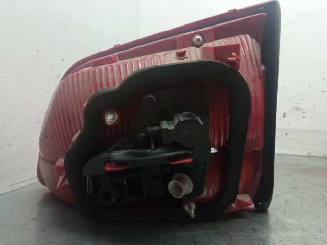 1T0945093 VAG Piloto trasero interior izquierdo  disponible Alicante