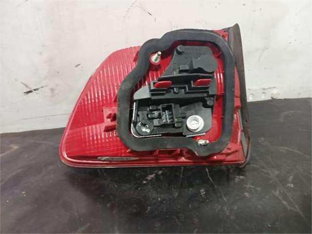 VAG 1T0945093 Piloto trasero interior izquierdo comprar Pamplona