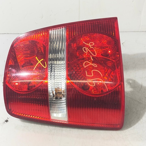 1T0945095G VAG Piloto trasero izquierdo  comprar en Jaén