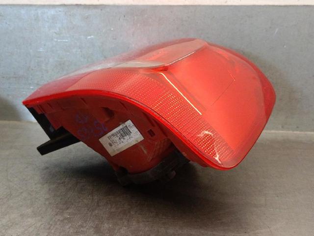 VAG 1T0945096R Piloto trasero exterior derecho  en stock Salamanca