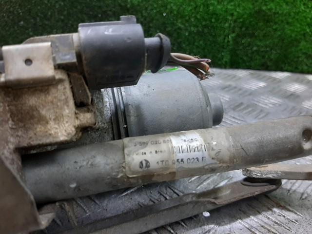 1T0955023E VAG