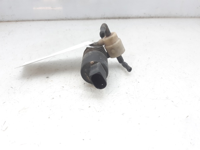 1T0955651A Motor de la bomba del lavaparabrisas delantero  comprar en Zaragoza