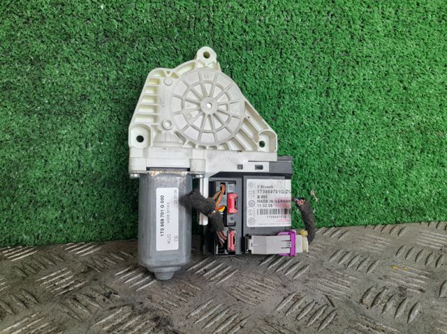 1T0959701G Motor del elevalunas de la puerta delantera izquierda  comprar en Zaragoza