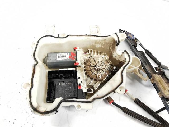 1T0959701G Motor del elevalunas eléctrico comprar Girona
